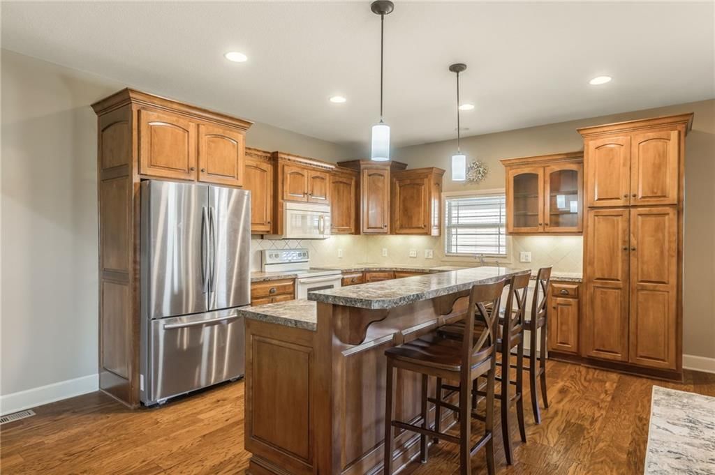 1903 Prairie Grass Drive — photo 3