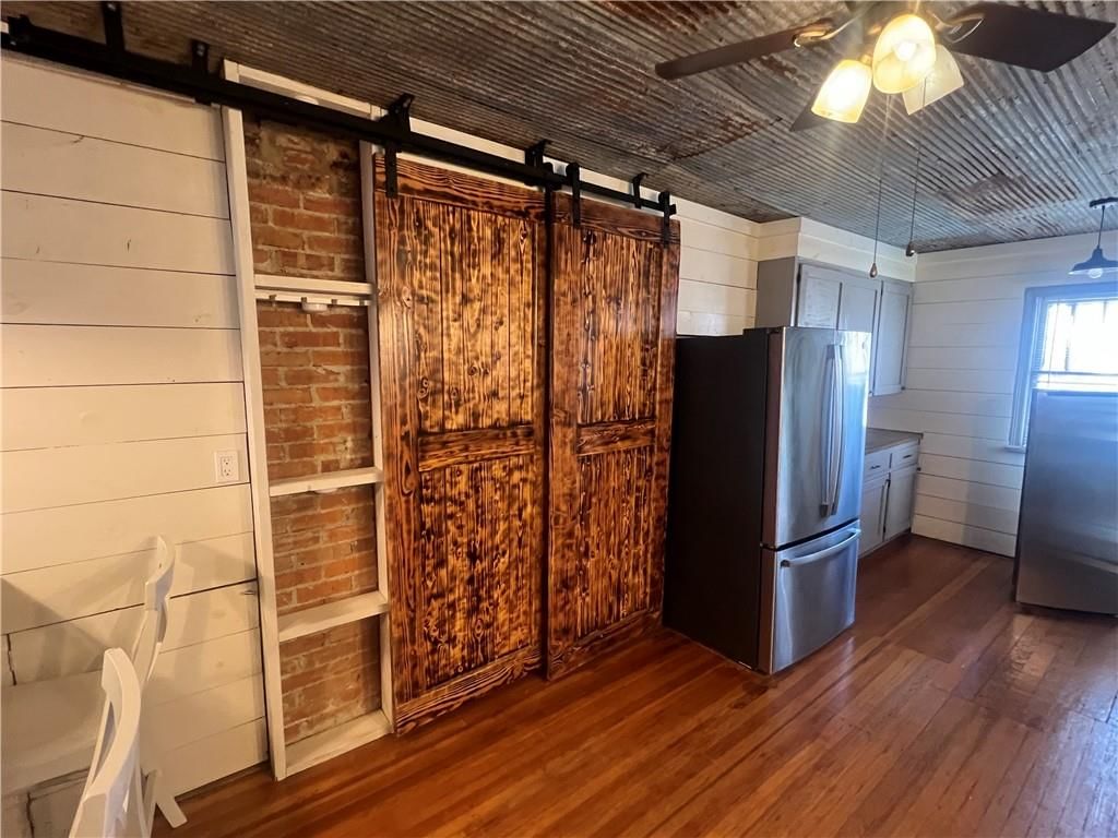 413 N 2nd Street — photo 7