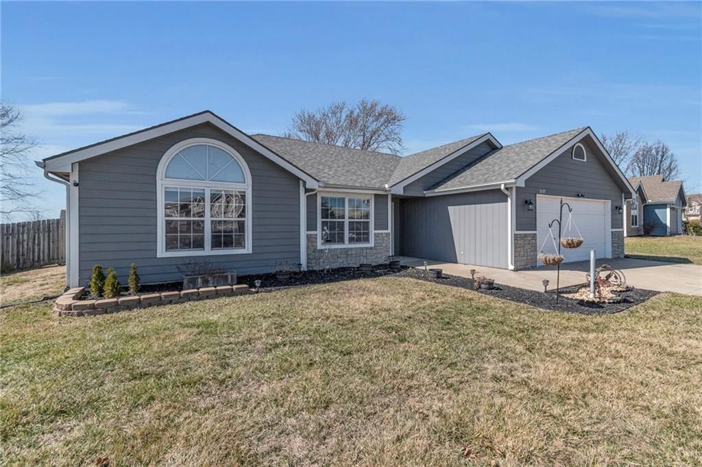 2639 Stratton Drive — photo 3