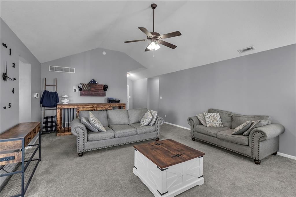 2639 Stratton Drive — photo 7