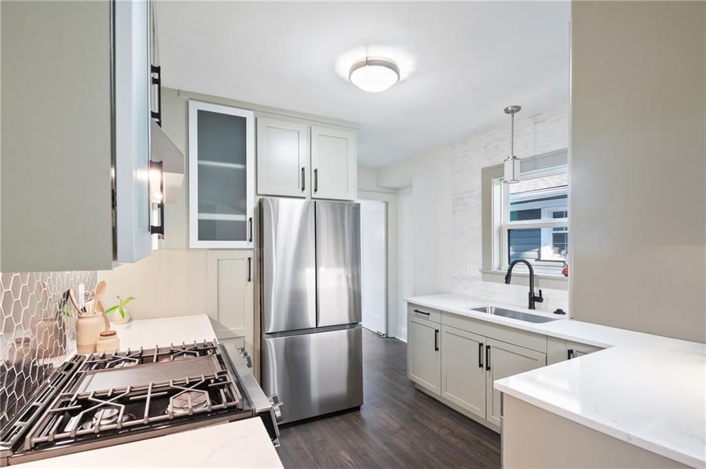 5707 Charlotte Street — photo 15