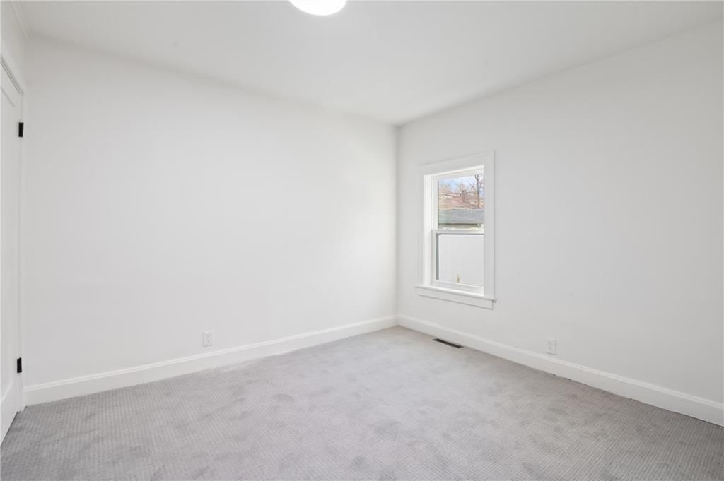 5707 Charlotte Street — photo 20