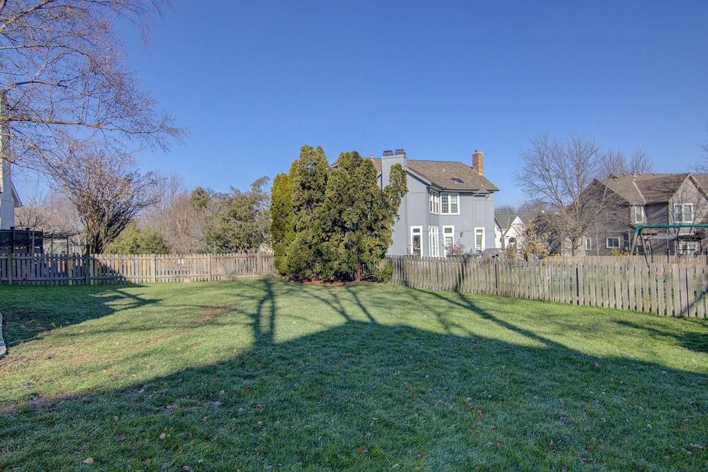 8916 W 148th Street — photo 44