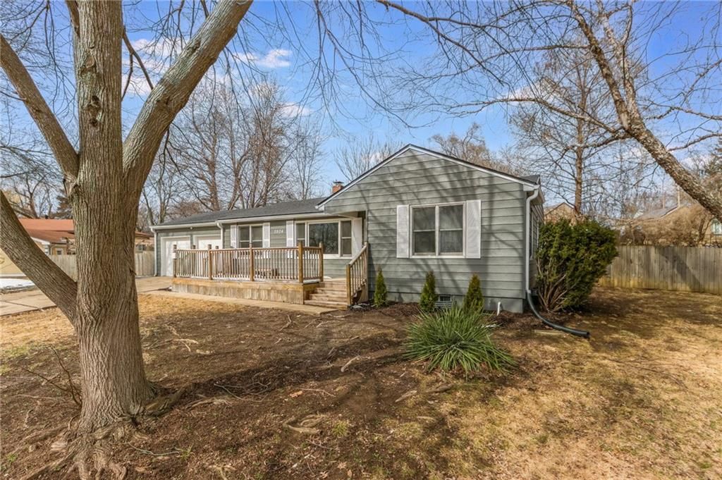5804 Hedges Avenue — photo 2