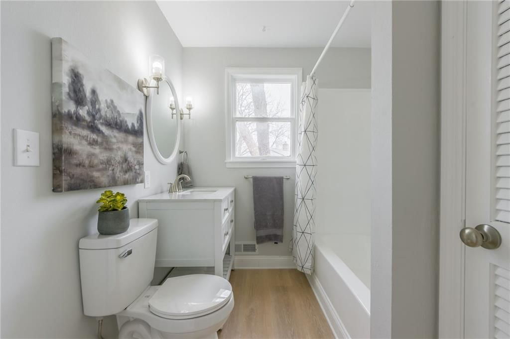 5804 Hedges Avenue — photo 16