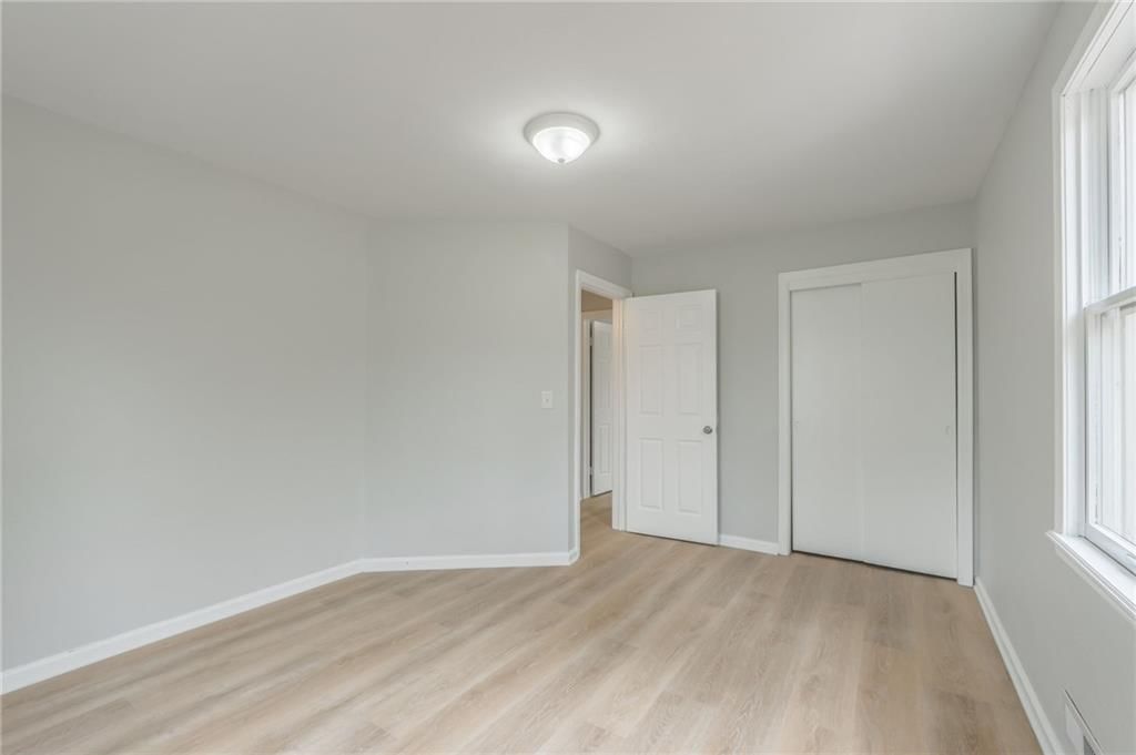 5804 Hedges Avenue — photo 18
