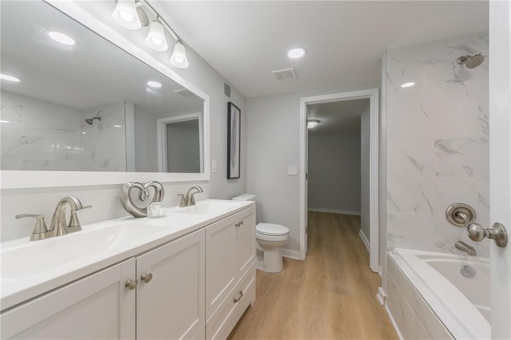 5804 Hedges Avenue — photo 28