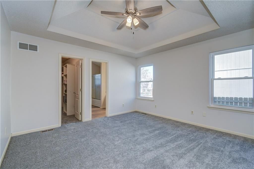 1020 SE Country Lane — photo 14