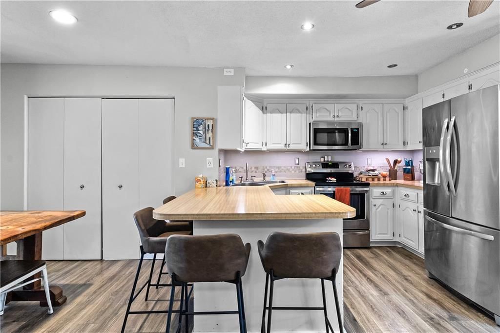 7435 Oak Drive — photo 14