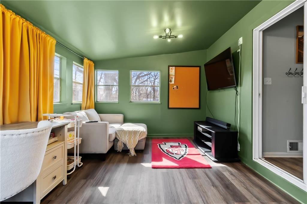 7435 Oak Drive — photo 19