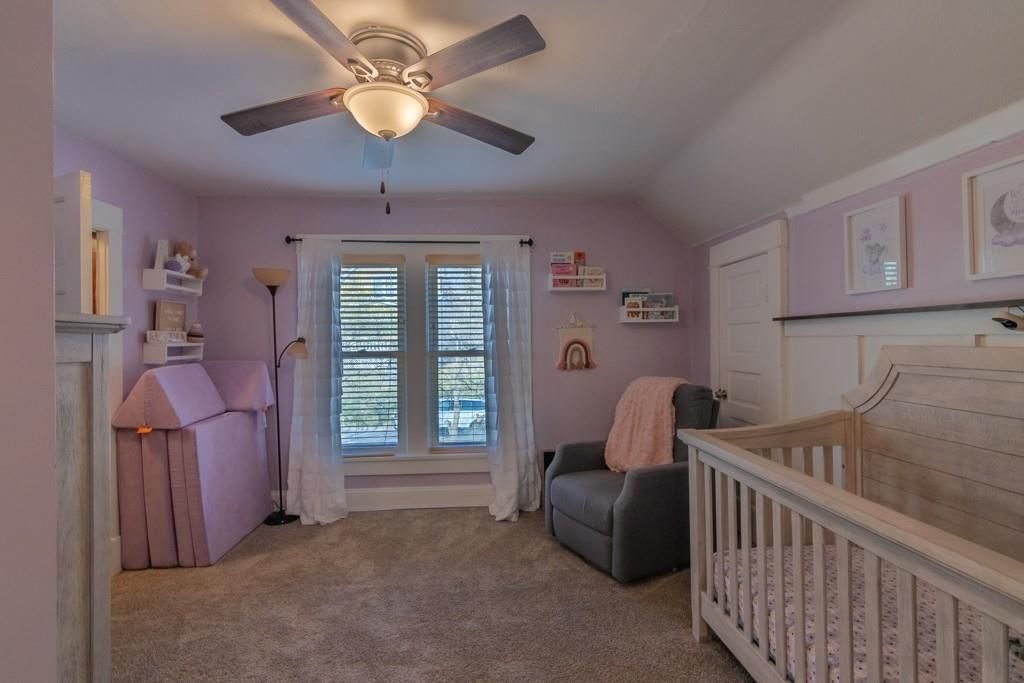 329 Allcutt Avenue — photo 17