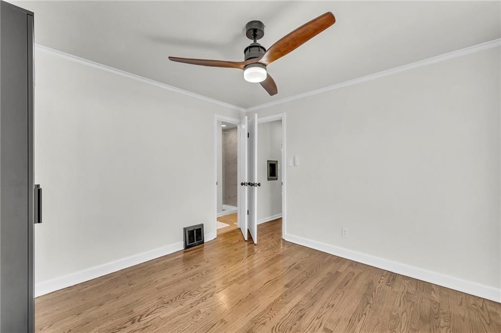 9100 Charlotte Street — photo 12
