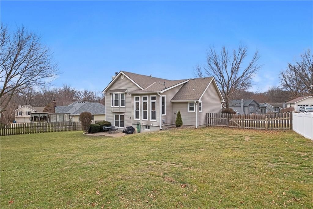 1721 Windsor Lane — photo 35