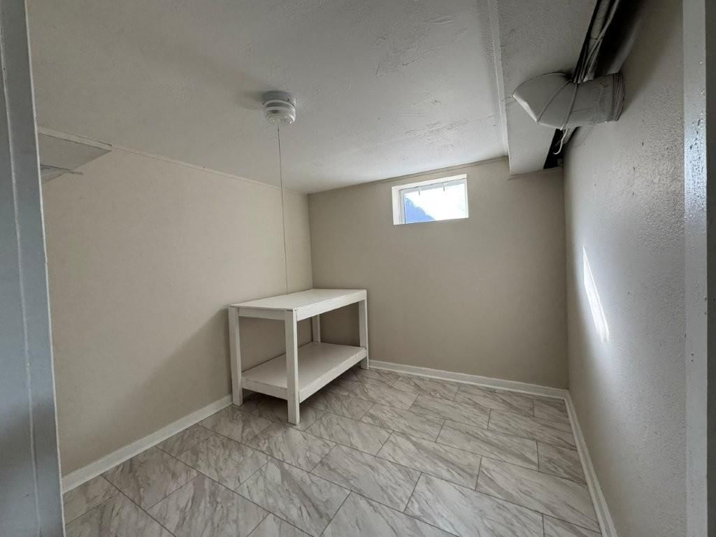 1008 N Farview Drive — photo 13