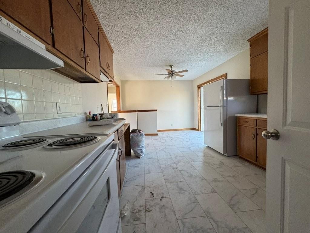 1008 N Farview Drive — photo 18