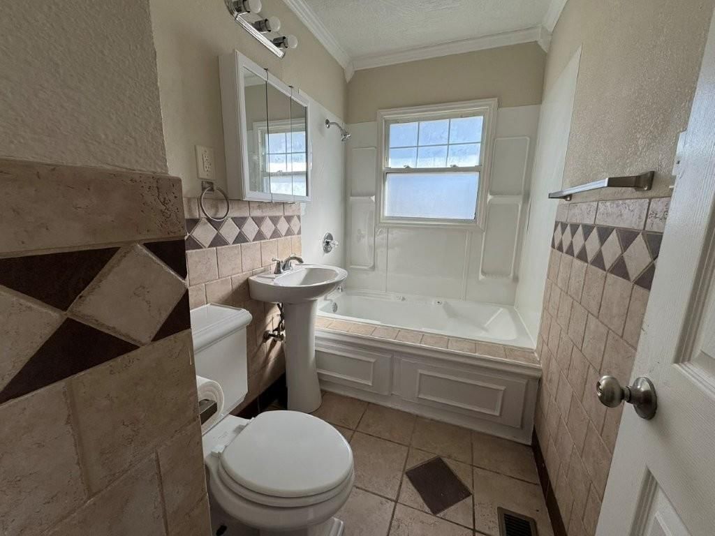 1008 N Farview Drive — photo 6