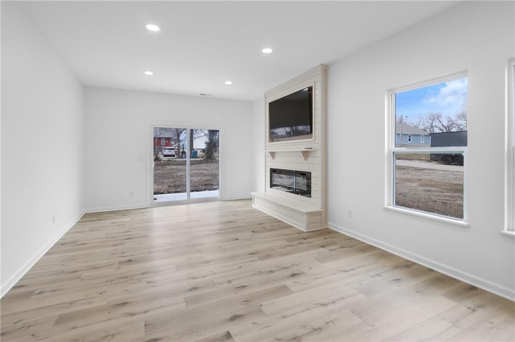 900 Chestnut Street — photo 8