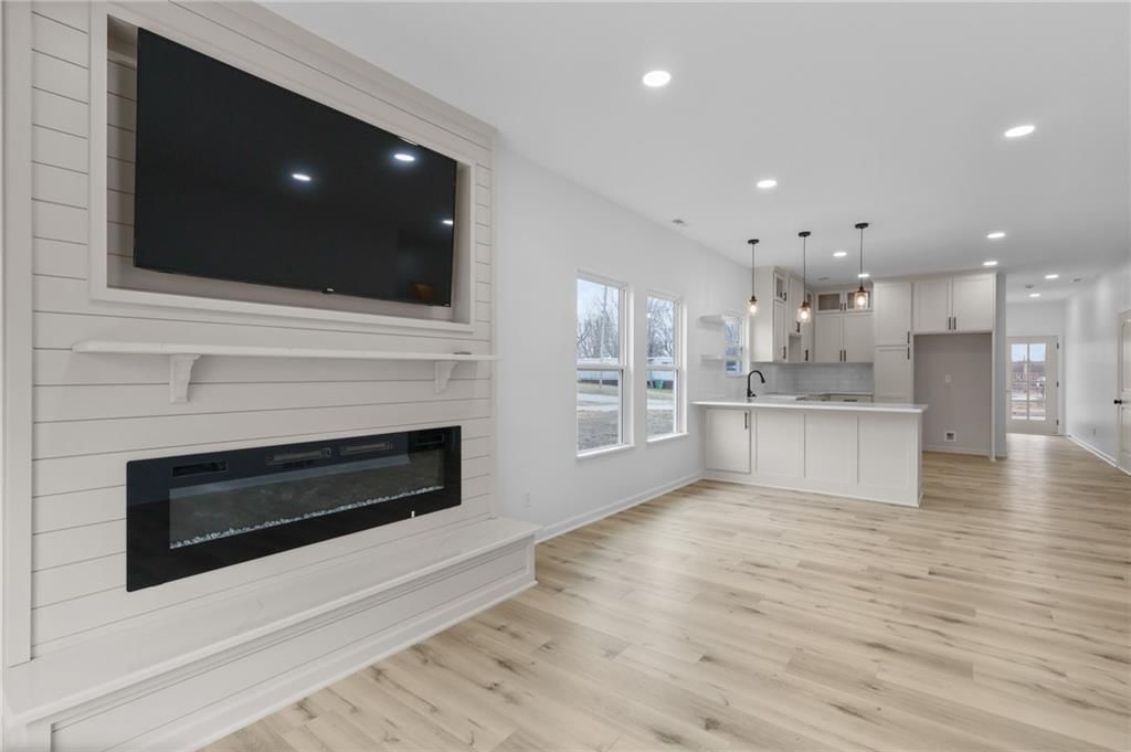900 Chestnut Street — photo 9