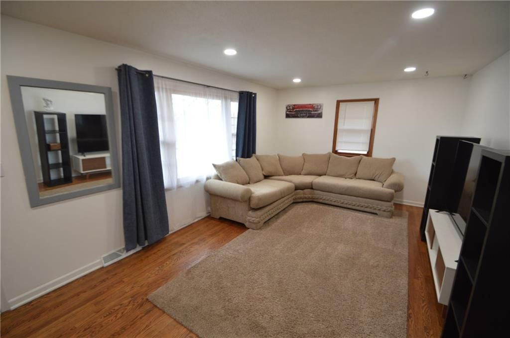 2723 N 73rd Place — photo 7