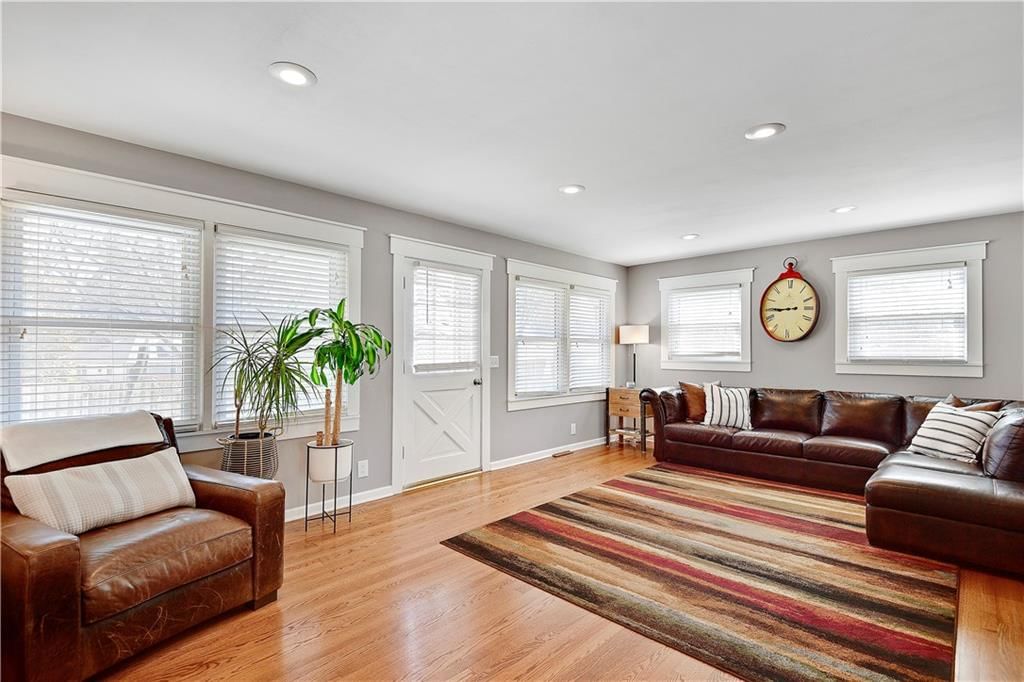 4900 Howe Drive — photo 13