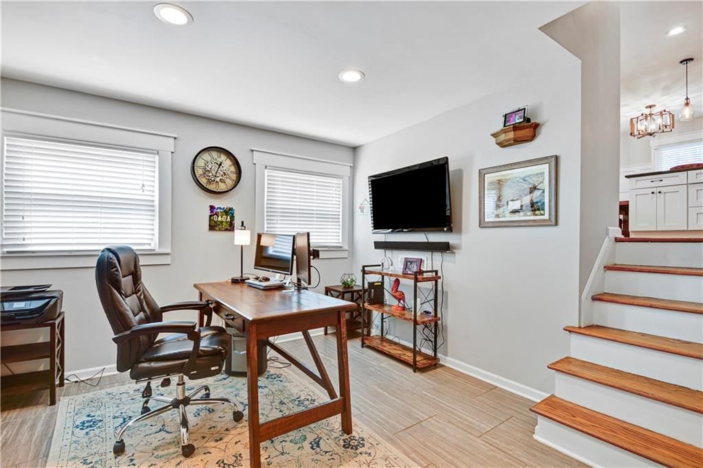 4900 Howe Drive — photo 22