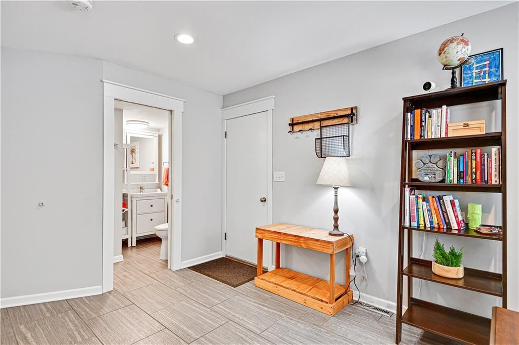 4900 Howe Drive — photo 23
