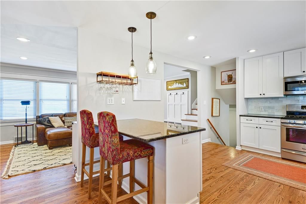 4900 Howe Drive — photo 9