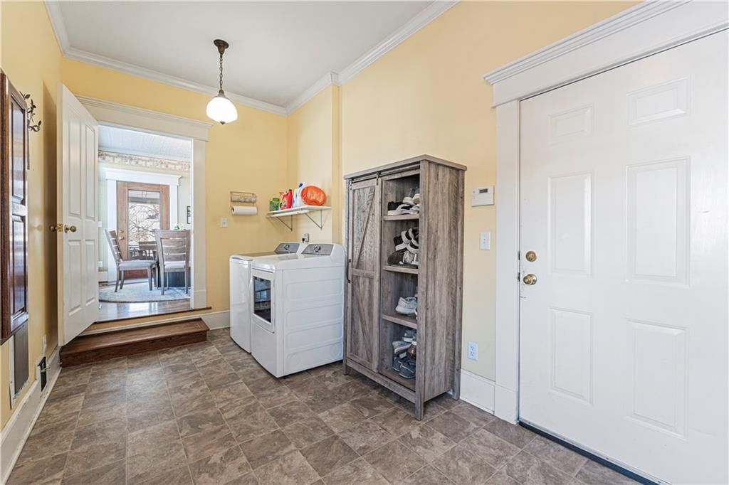 310 S Pearl Street — photo 22