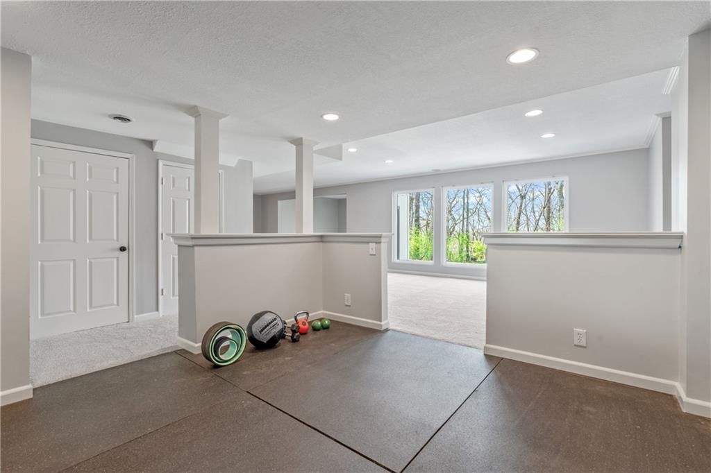 16012 Overbrook Lane — photo 49