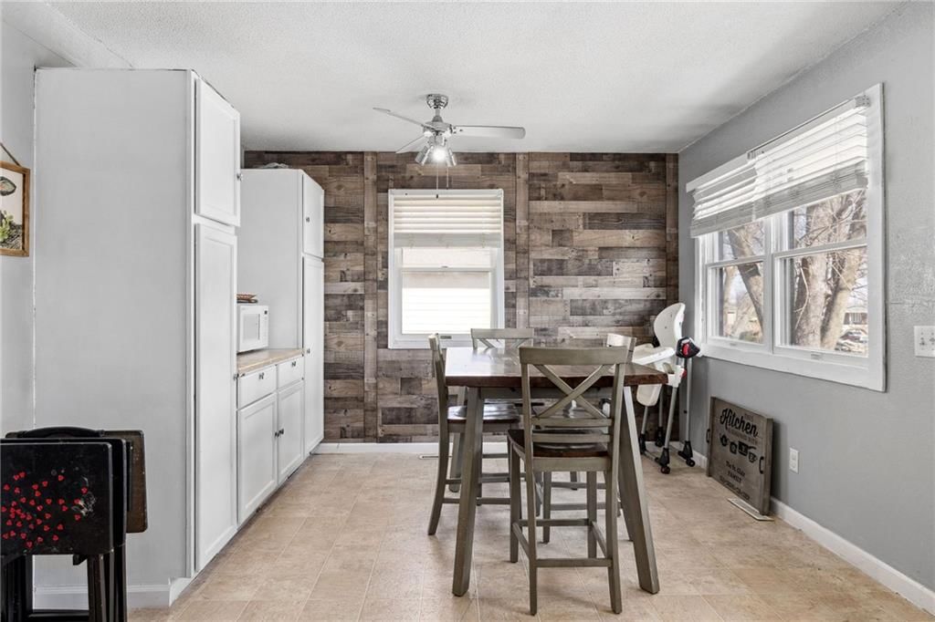 313 Gregory Drive — photo 9