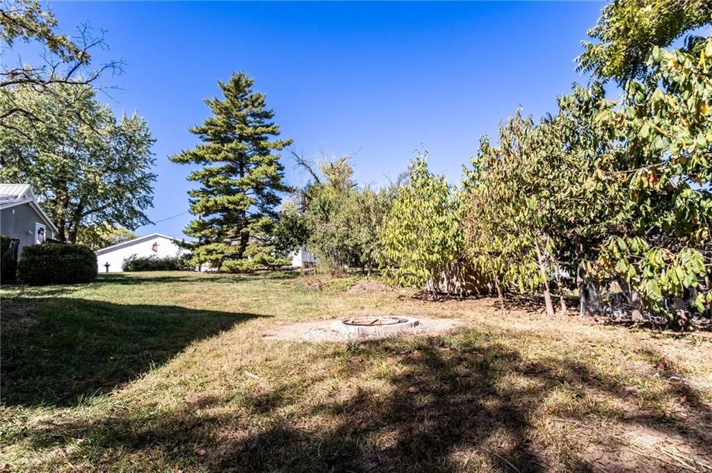 5206 Locust Street — photo 30