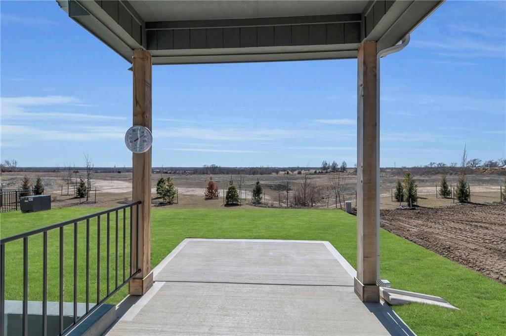 15333 W 173rd Terrace — photo 42