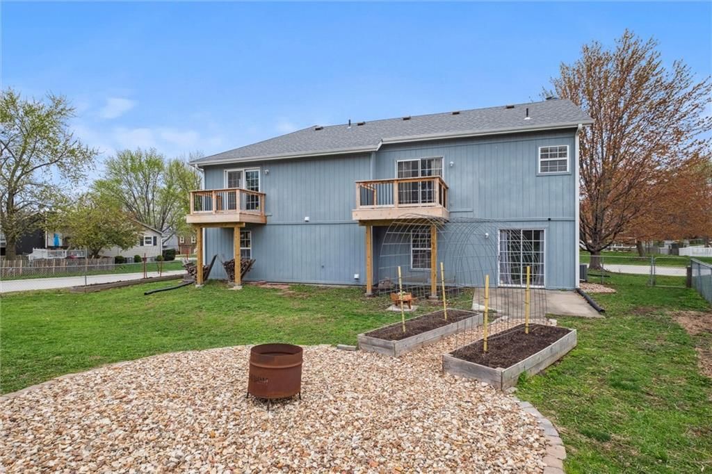 105 S Huntsman Boulevard — photo 30