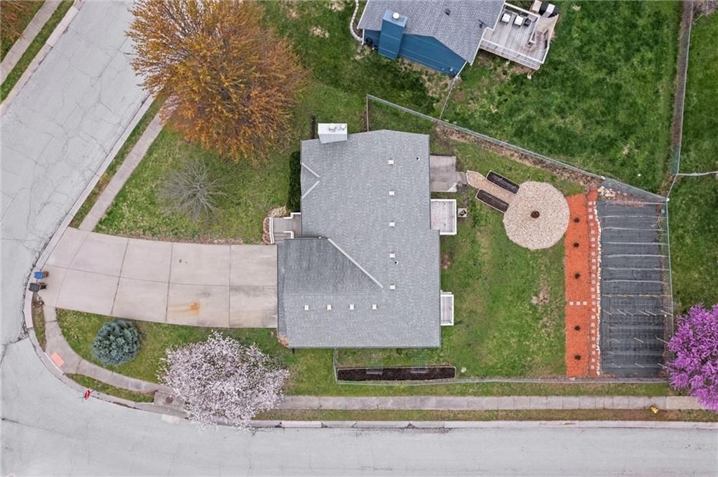 105 S Huntsman Boulevard — photo 33