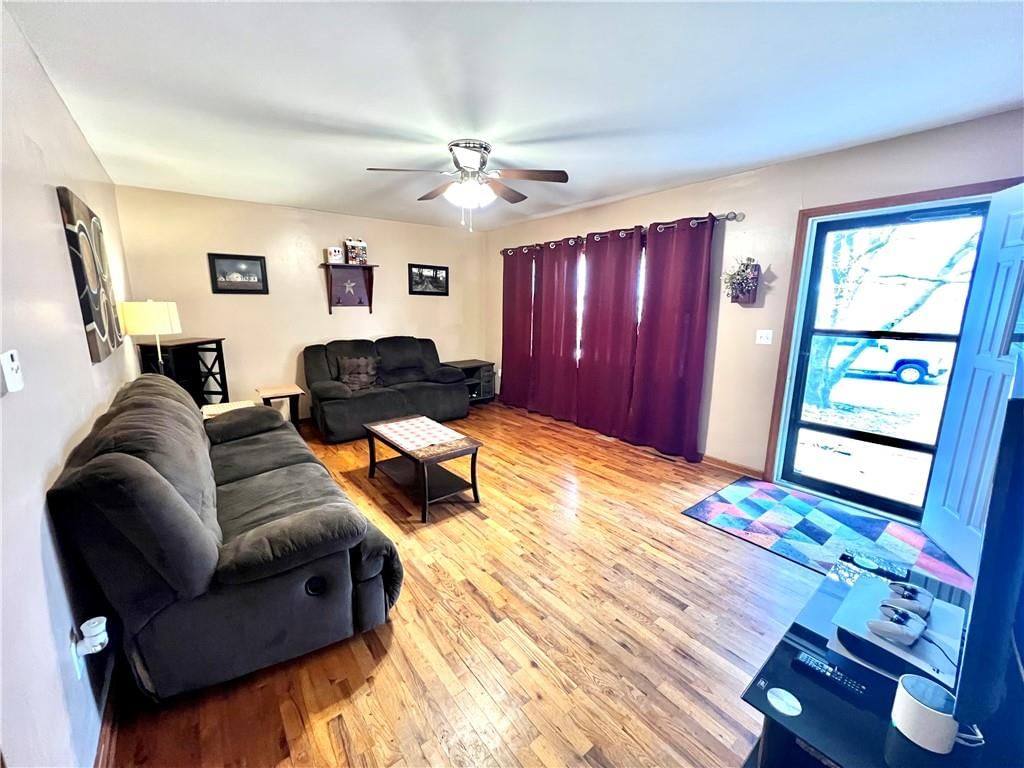 503 N Brown Street — photo 8