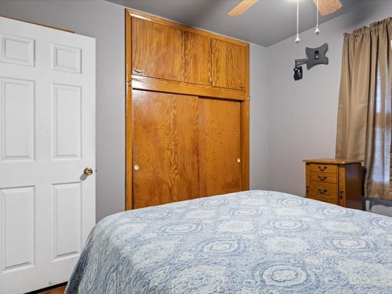 814 N HOUSTON Avenue — photo 13