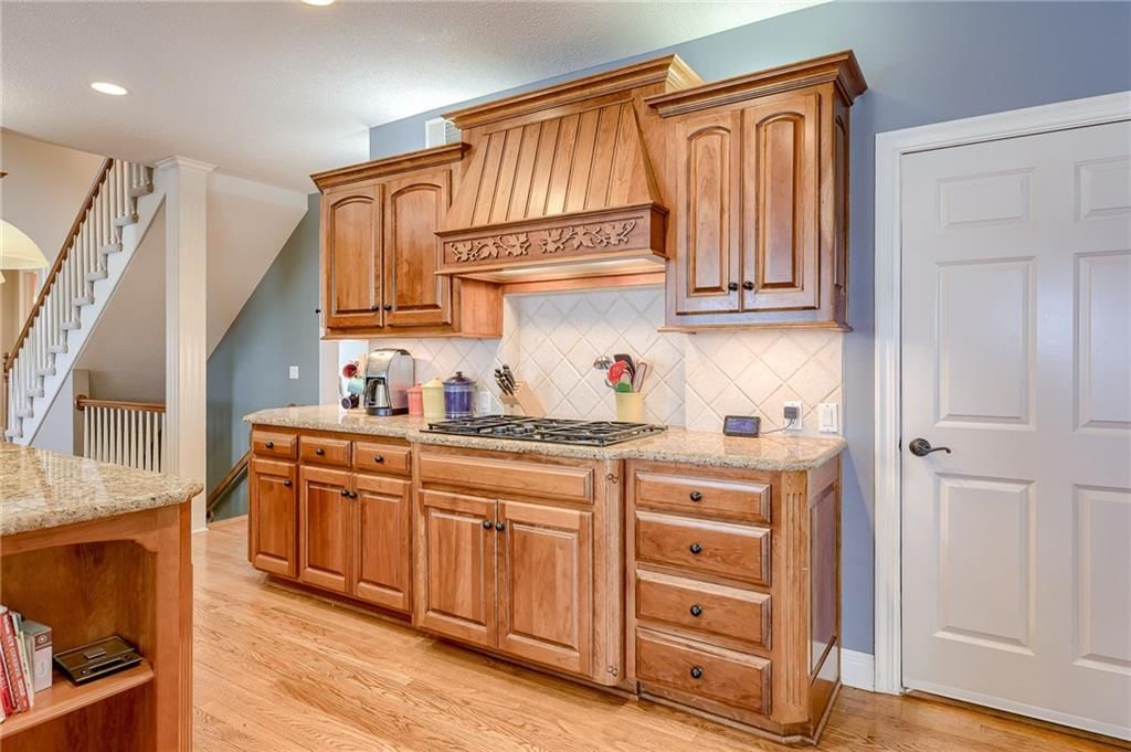 8130 Parkview Drive — photo 11