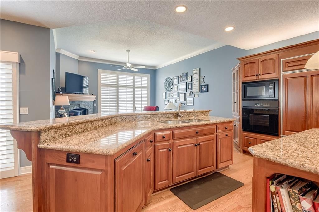 8130 Parkview Drive — photo 13