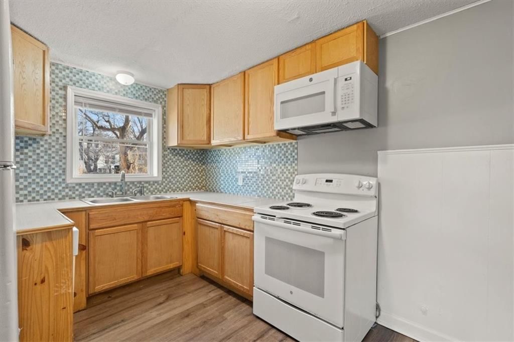 10524 E Lake Drive — photo 10