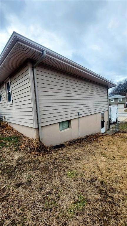 200 Highland Road — photo 4