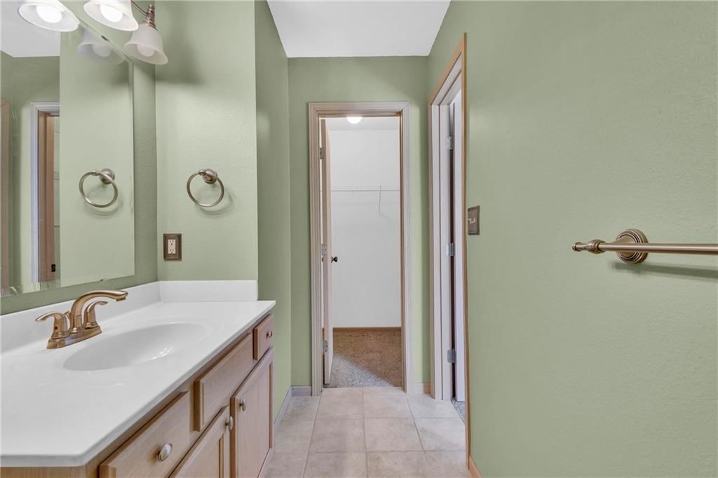 5724 NW Plantation Lane — photo 17