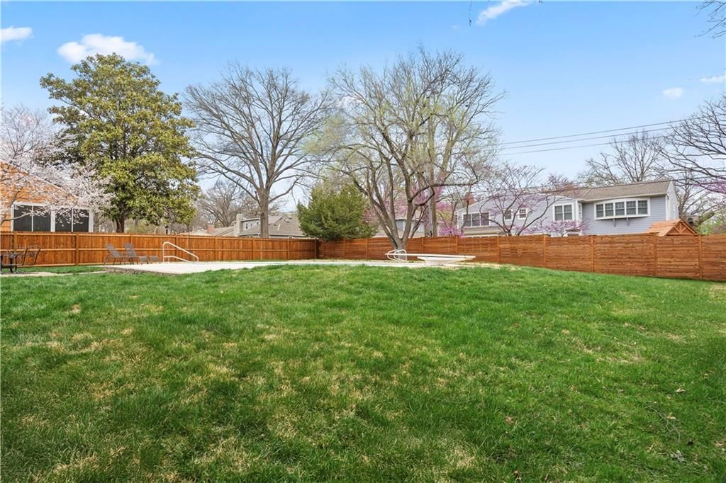 10013 Juniper Lane — photo 45