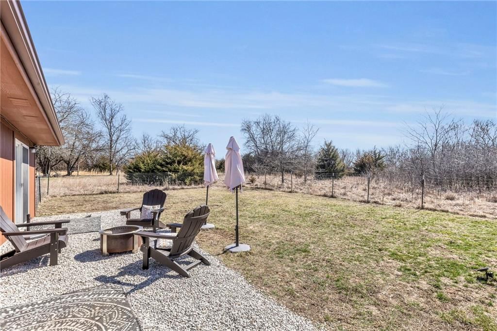 42 Illinois Drive — photo 24