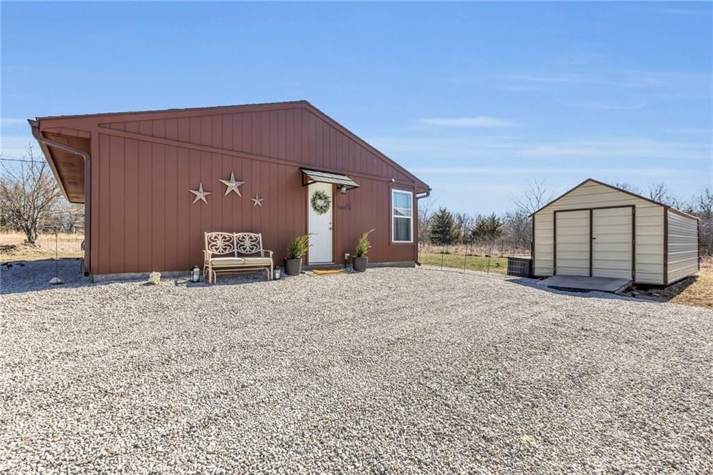 42 Illinois Drive — photo 35
