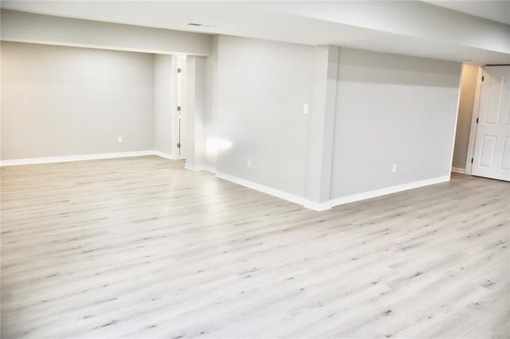 2277 W Layton Drive — photo 27