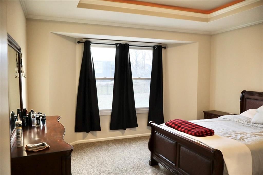 2277 W Layton Drive — photo 8