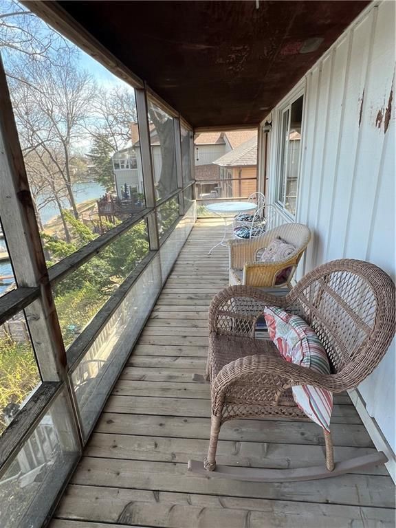 817 NW South Shore Drive — photo 11