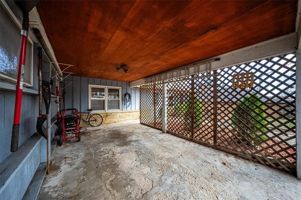 817 NW South Shore Drive — photo 6