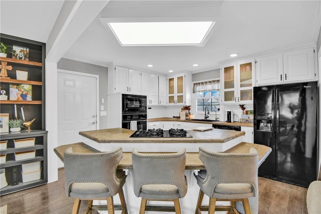 1403 Lawndale Avenue — photo 10