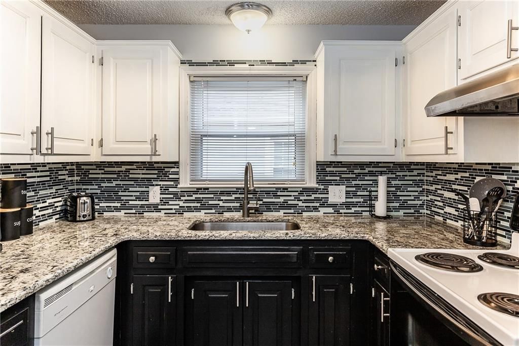 4742 Jarboe Street — photo 13